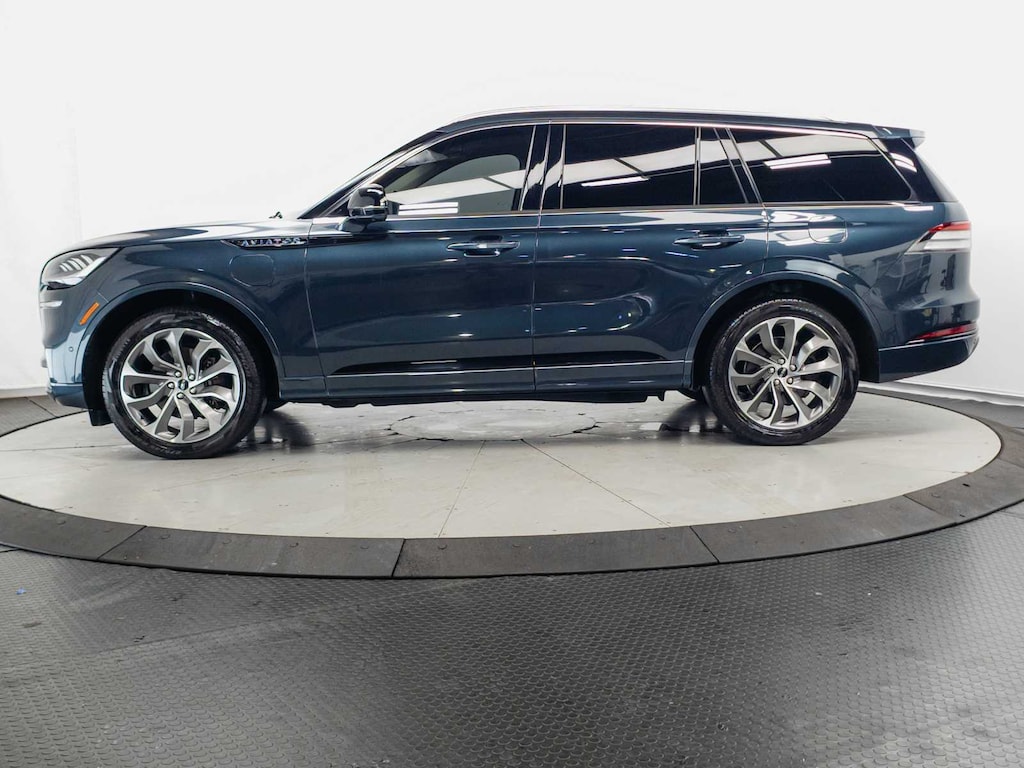 Used 2023 Lincoln Aviator Grand Touring AWD