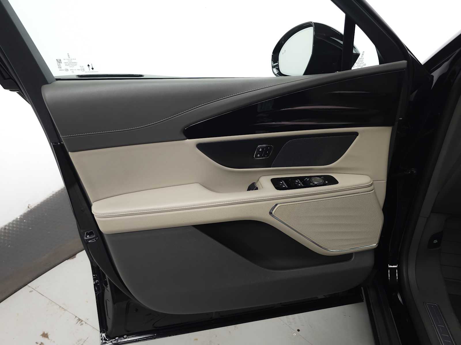 Used 2024 Lincoln Nautilus Premiere AWD