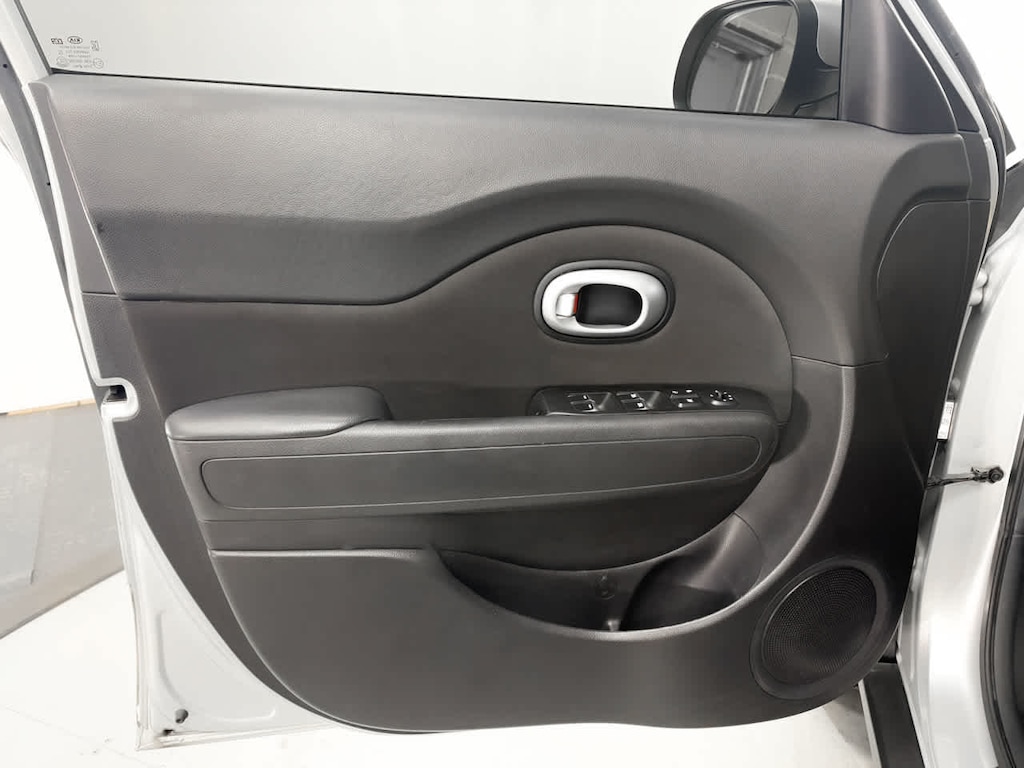 Used 2018 Kia Soul + Auto