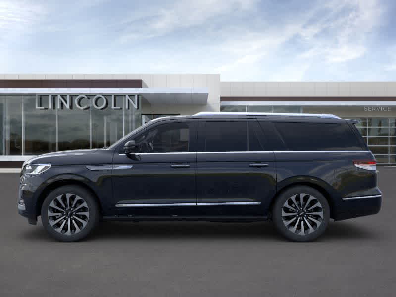 2024 Lincoln Navigator L Reserve photo 3