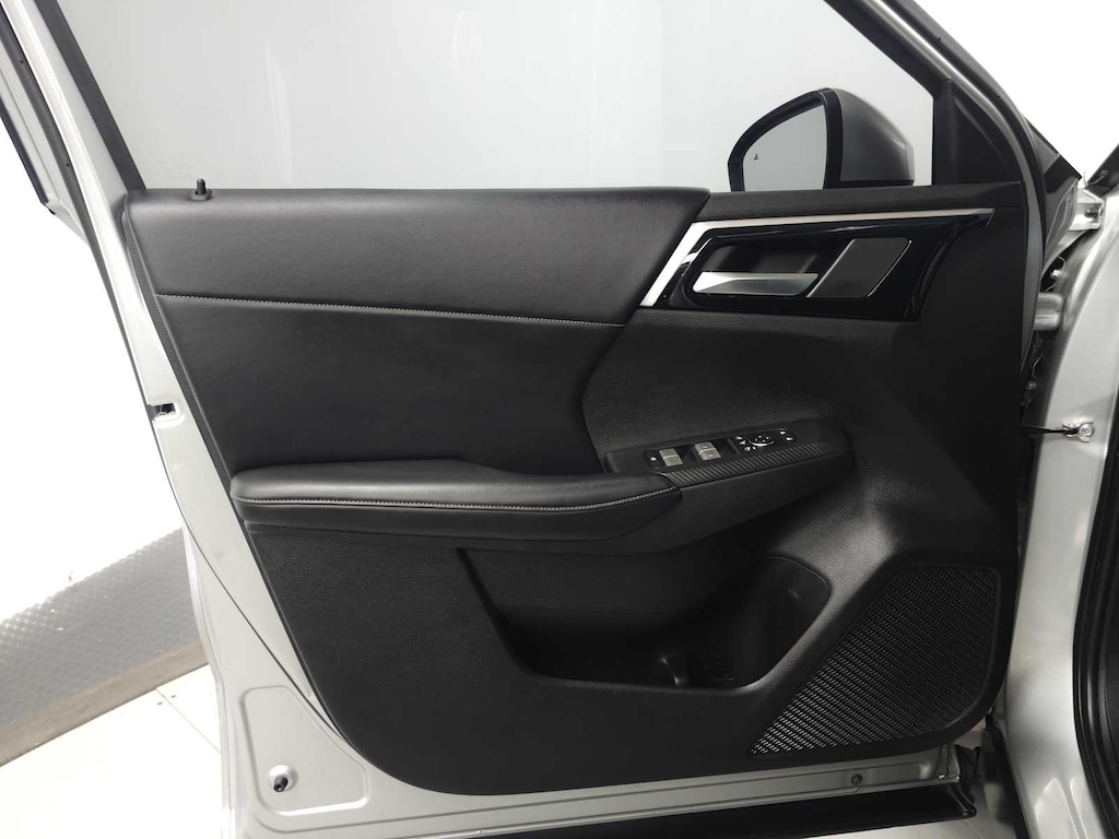 Used 2023 Mitsubishi Outlander SE FWD