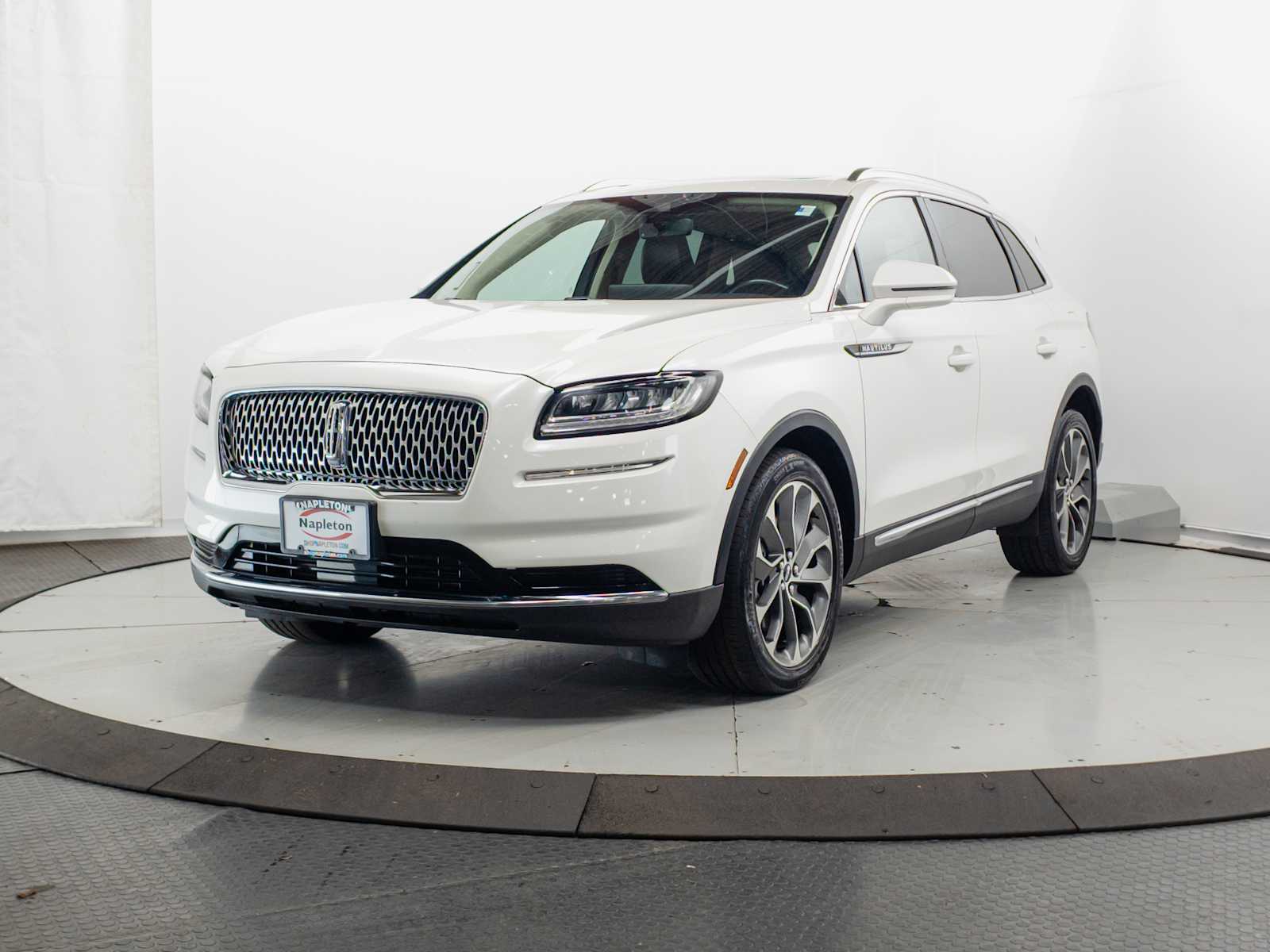 2023 Lincoln Nautilus Reserve AWD's photo