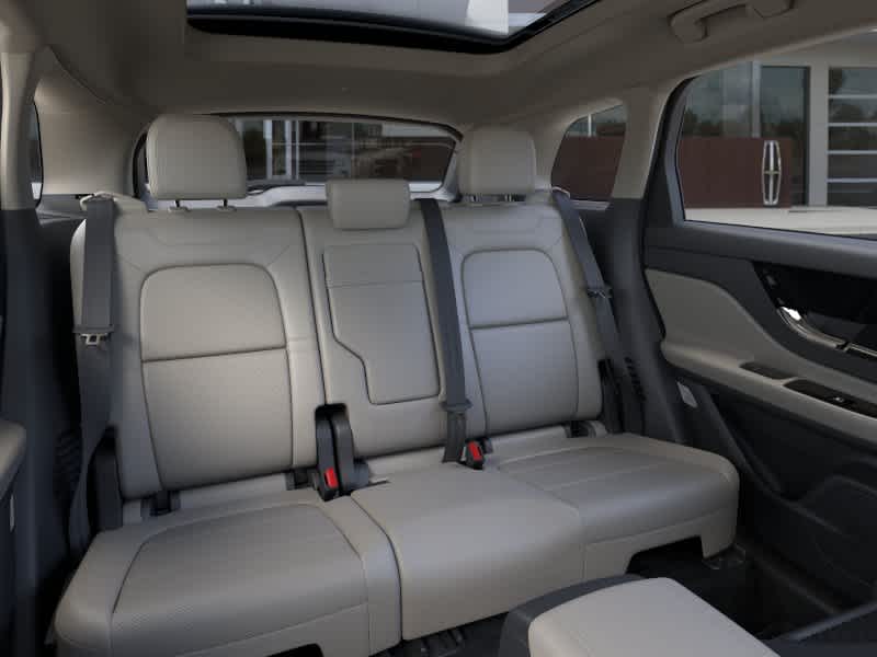 2026 Lincoln Corsair Premiere - Photo 11