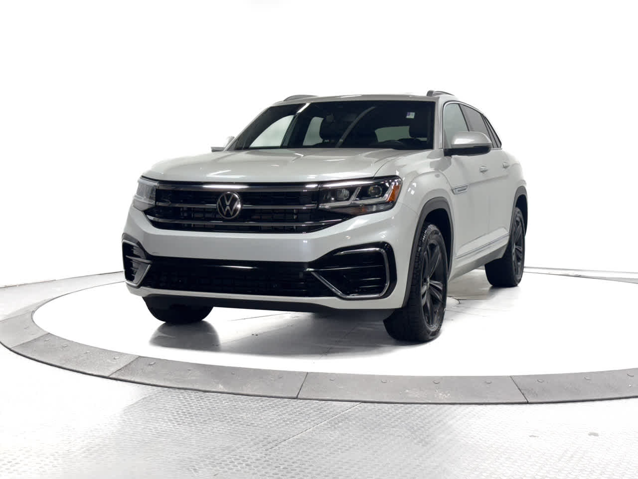 2022 Volkswagen Atlas Cross Sport 2.0T SEL R-Line