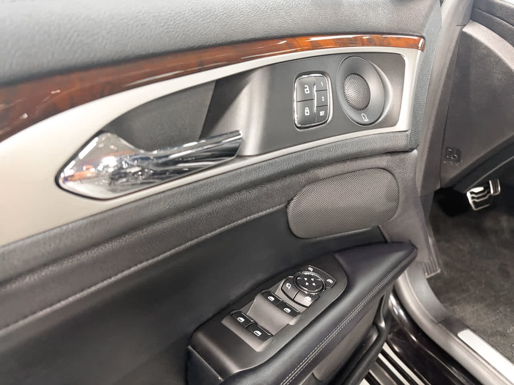 Used 2019 Lincoln MKZ Hybrid Reserve I FWD