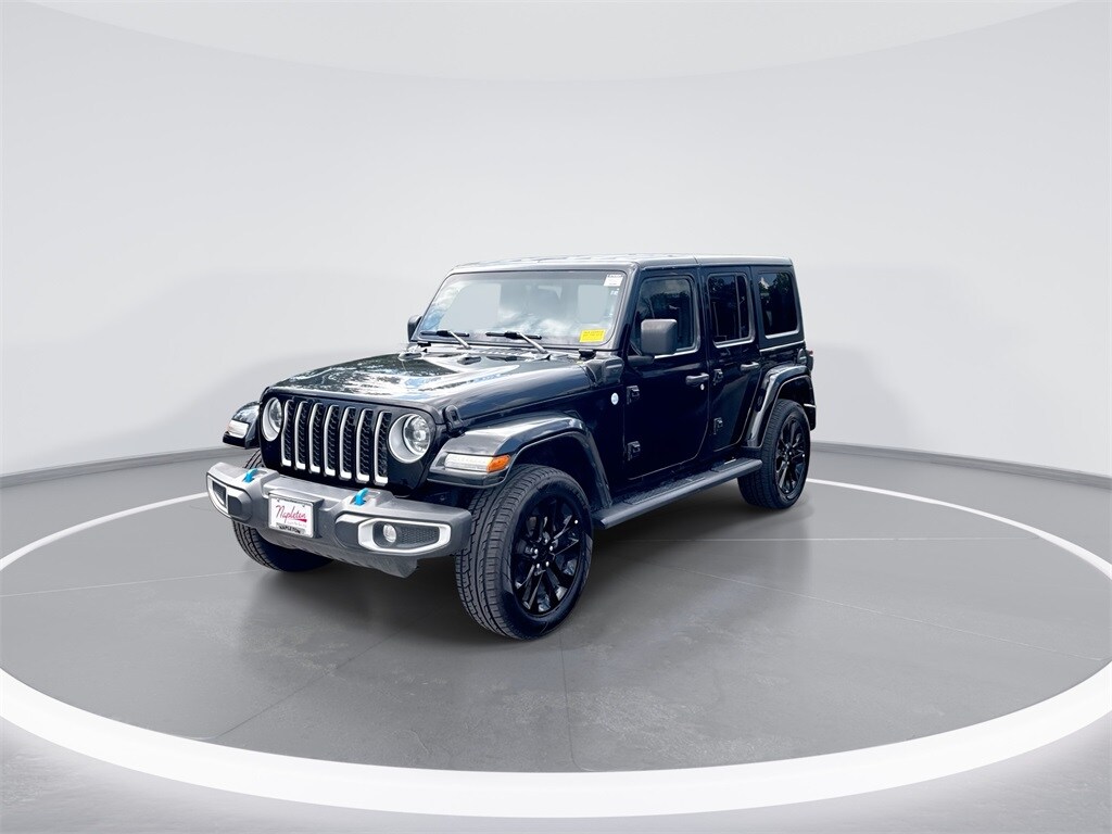 2023 Jeep Wrangler Sahara 4xe photo 3