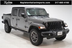 2021 Jeep Gladiator Willys Truck