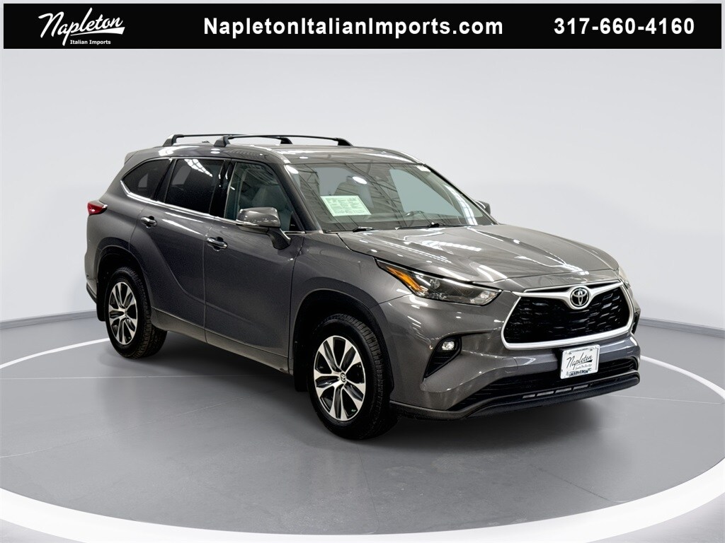Used 2022 Toyota Highlander XLE SUV