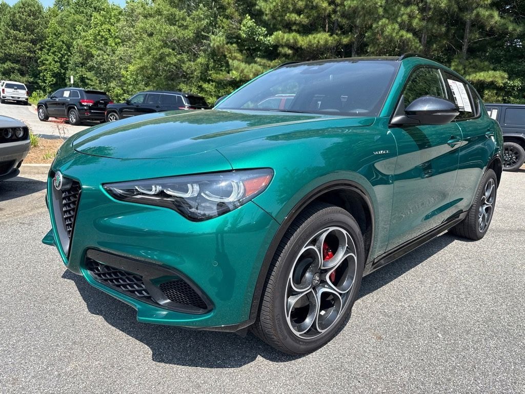 Used 2025 Alfa Romeo Stelvio Veloce SUV