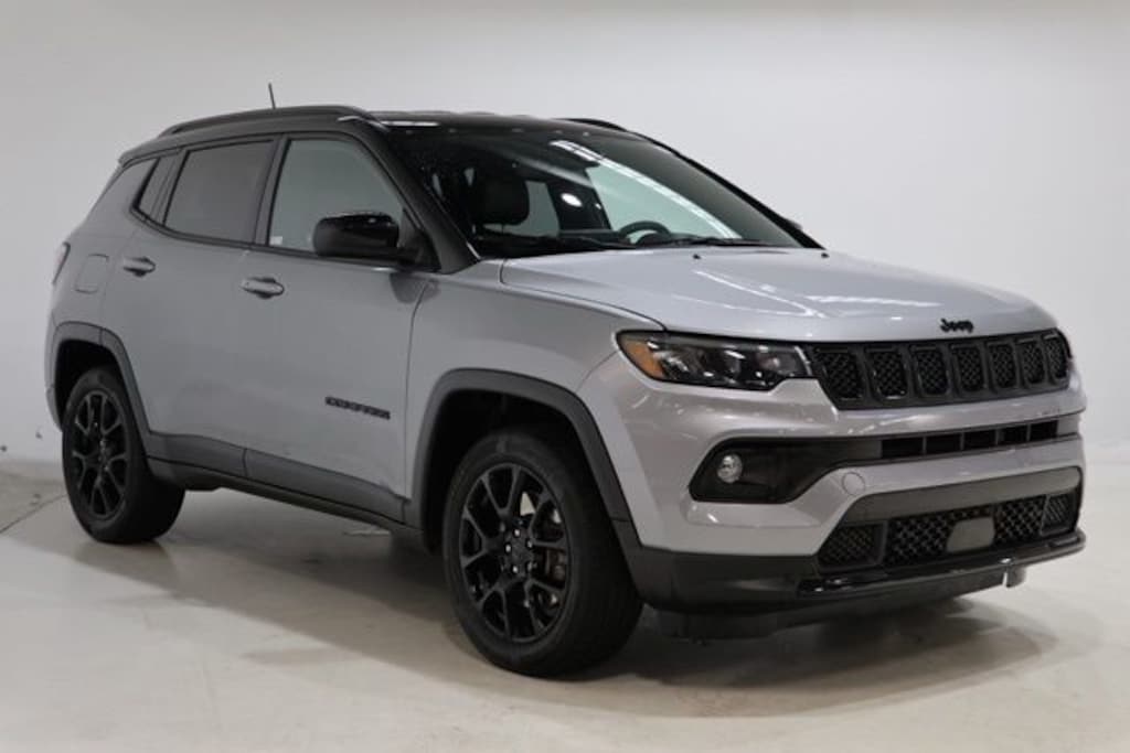 Used 2024 Jeep Compass Latitude SUV