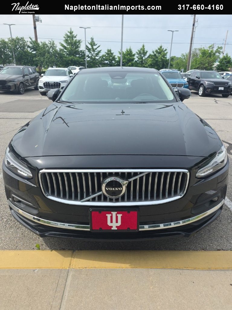2023 Volvo S90 B6 Ultimate AWD's photo