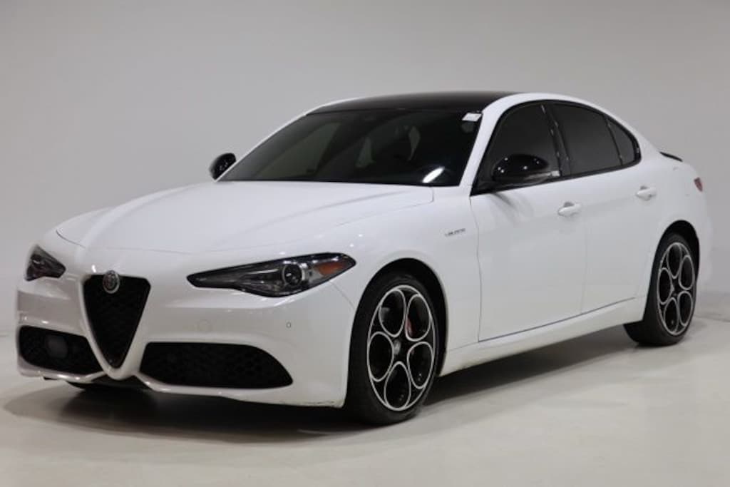 Used 2023 Alfa Romeo Giulia Veloce Sedan