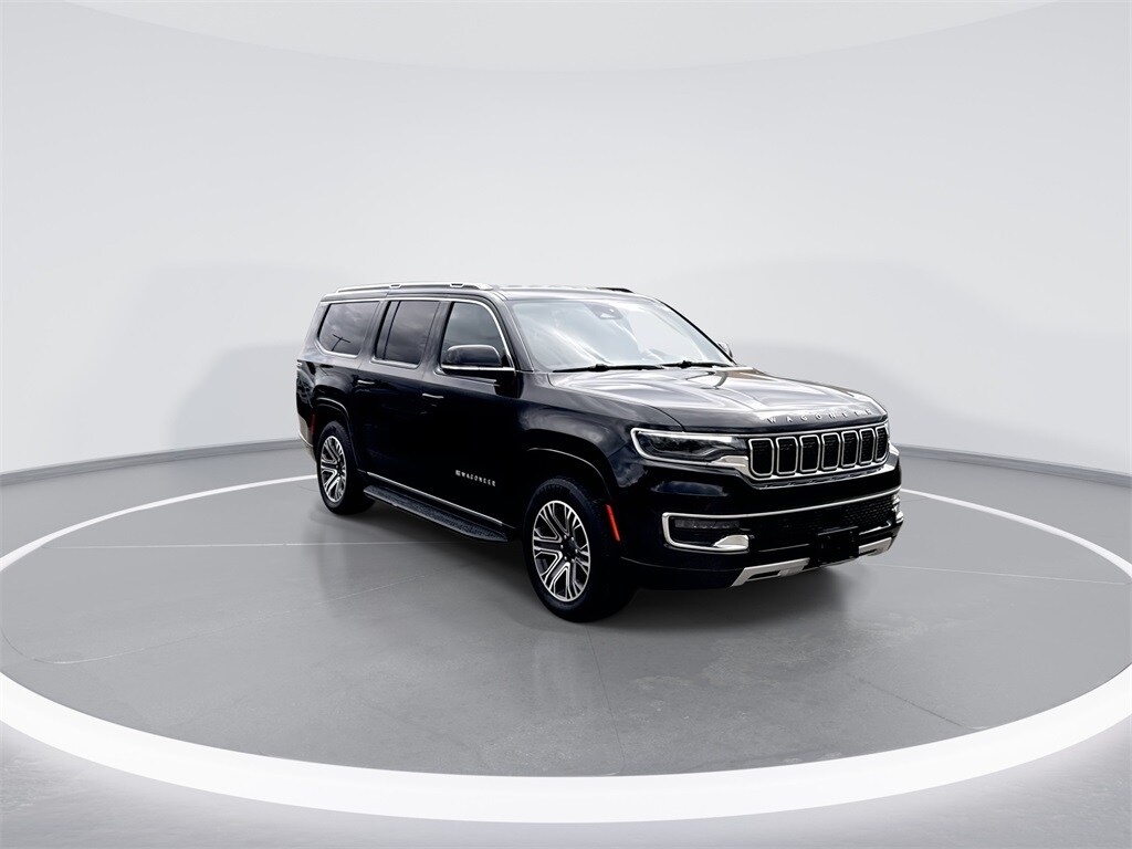 2024 Jeep Wagoneer L Series II photo 2