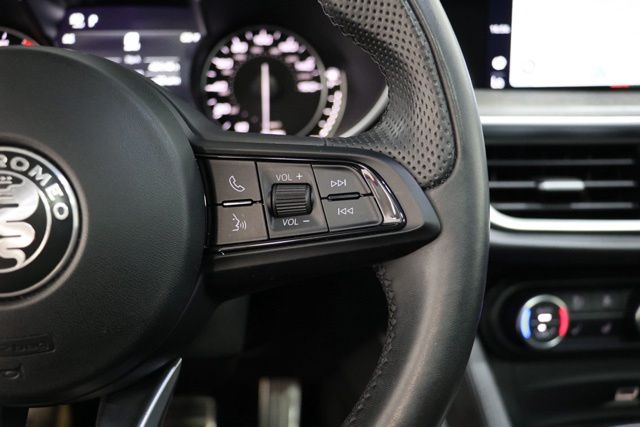 2023 Alfa Romeo Stelvio Ti - Photo 20