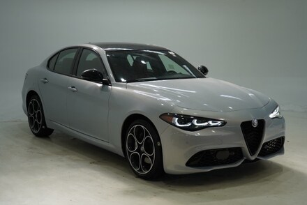 2025 Alfa Romeo Giulia Sedan