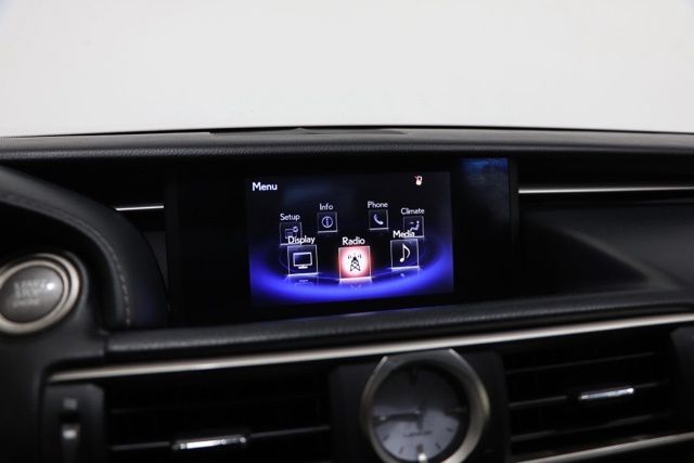 2016 Lexus RC 200t - Photo 27