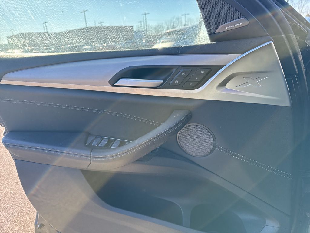 2023 BMW X4 30i - Photo 15