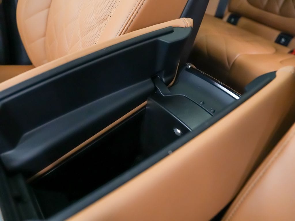 2026 BMW X5 M60i - Photo 33