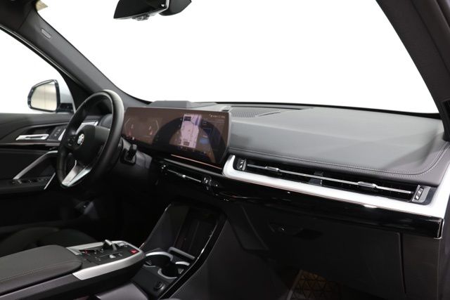 2023 BMW X1 28i - Photo 15