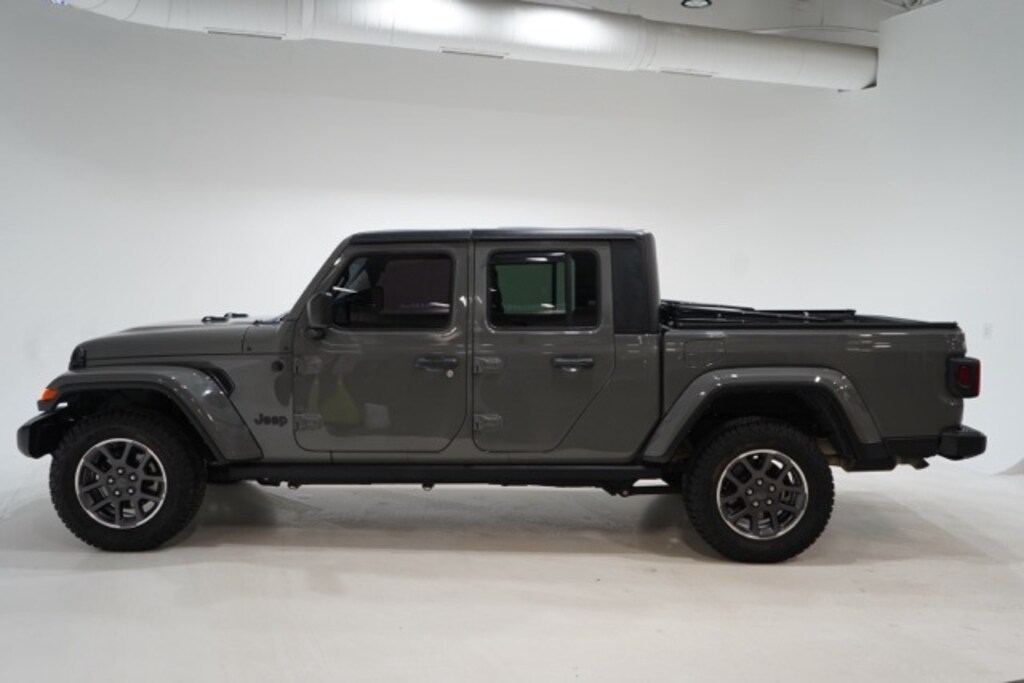 Used 2021 Jeep Gladiator Willys Truck