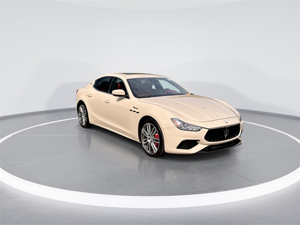 2022 Maserati Ghibli Modena photo 2