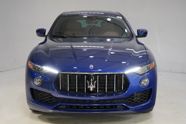 2021 Maserati Levante Base photo 2