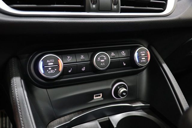2023 Alfa Romeo Stelvio Ti - Photo 25