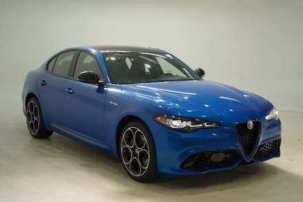 2025 Alfa Romeo Giulia Sedan