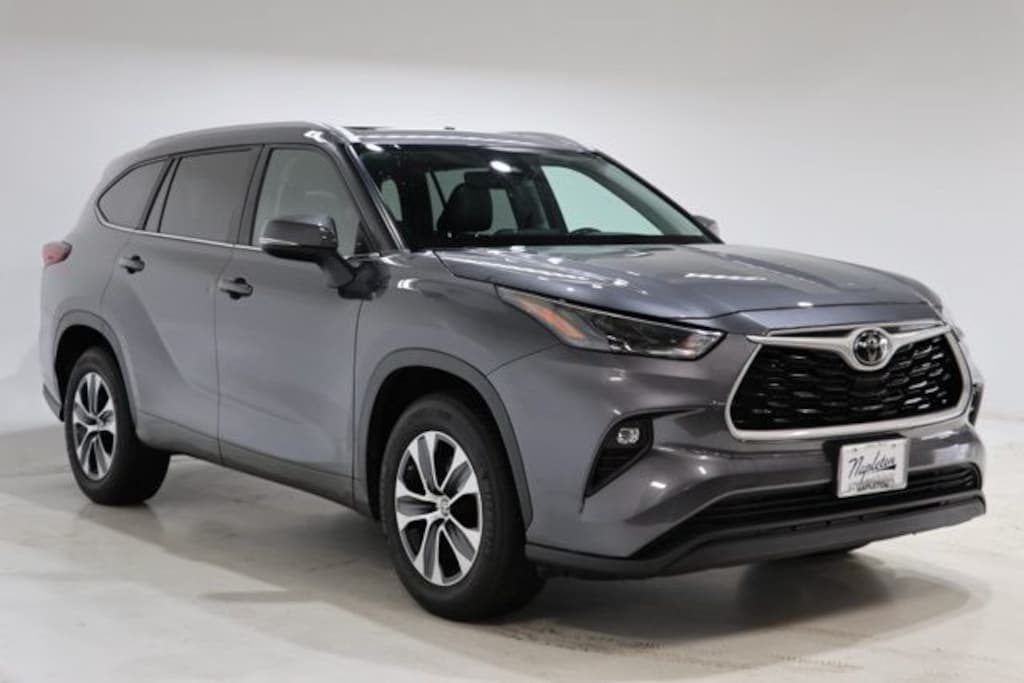 Used 2023 Toyota Highlander XLE SUV