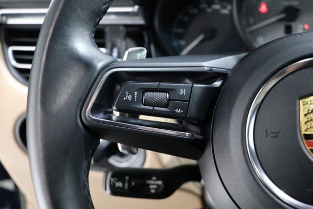 2023 Porsche Macan S - Photo 17