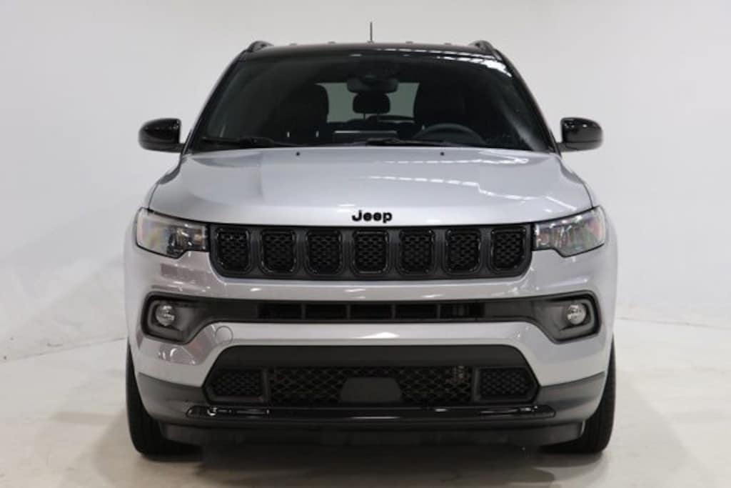 Used 2024 Jeep Compass Latitude SUV