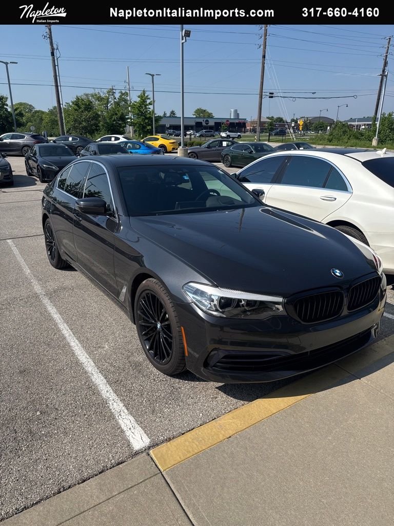 2019 BMW 5 Series 540i xDrive Sedan's photo