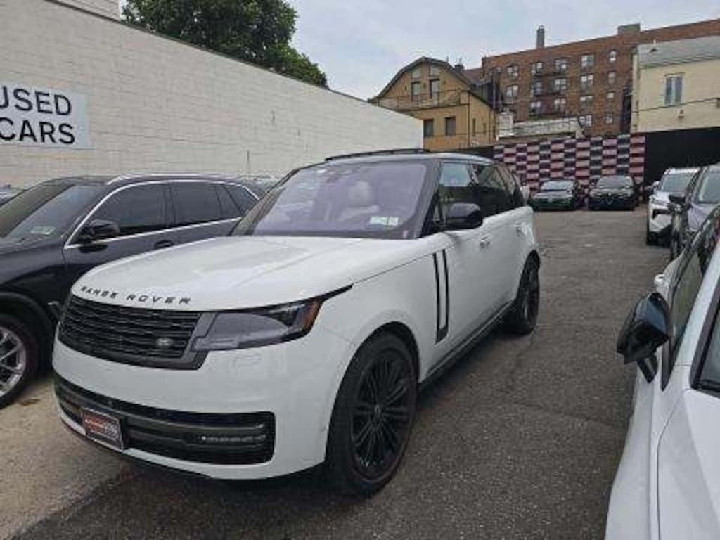 Used 2023 Land Rover Range Rover SE SUV