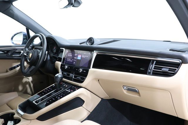 2023 Porsche Macan S - Photo 13