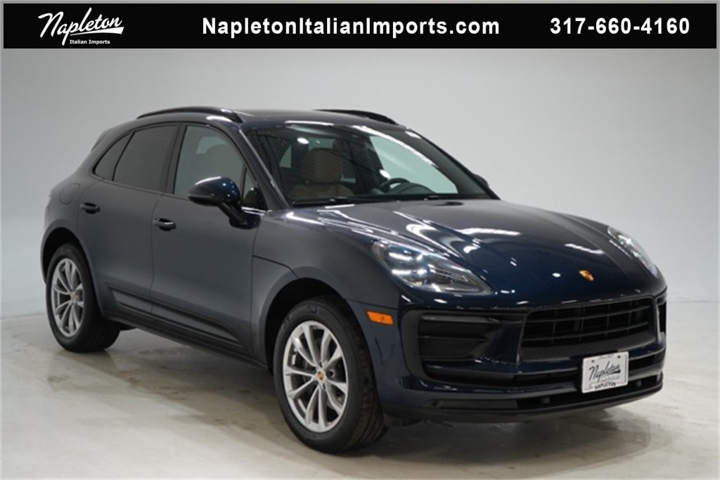 2022 Porsche Macan Base