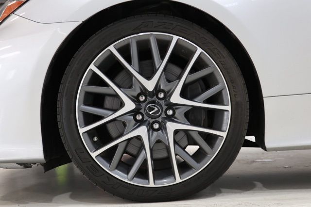 2016 Lexus RC 200t - Photo 9