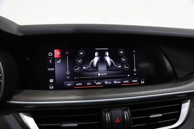 2023 Alfa Romeo Stelvio Ti - Photo 24