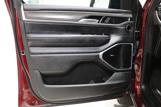 2024 Jeep Wagoneer Series III - Photo 17