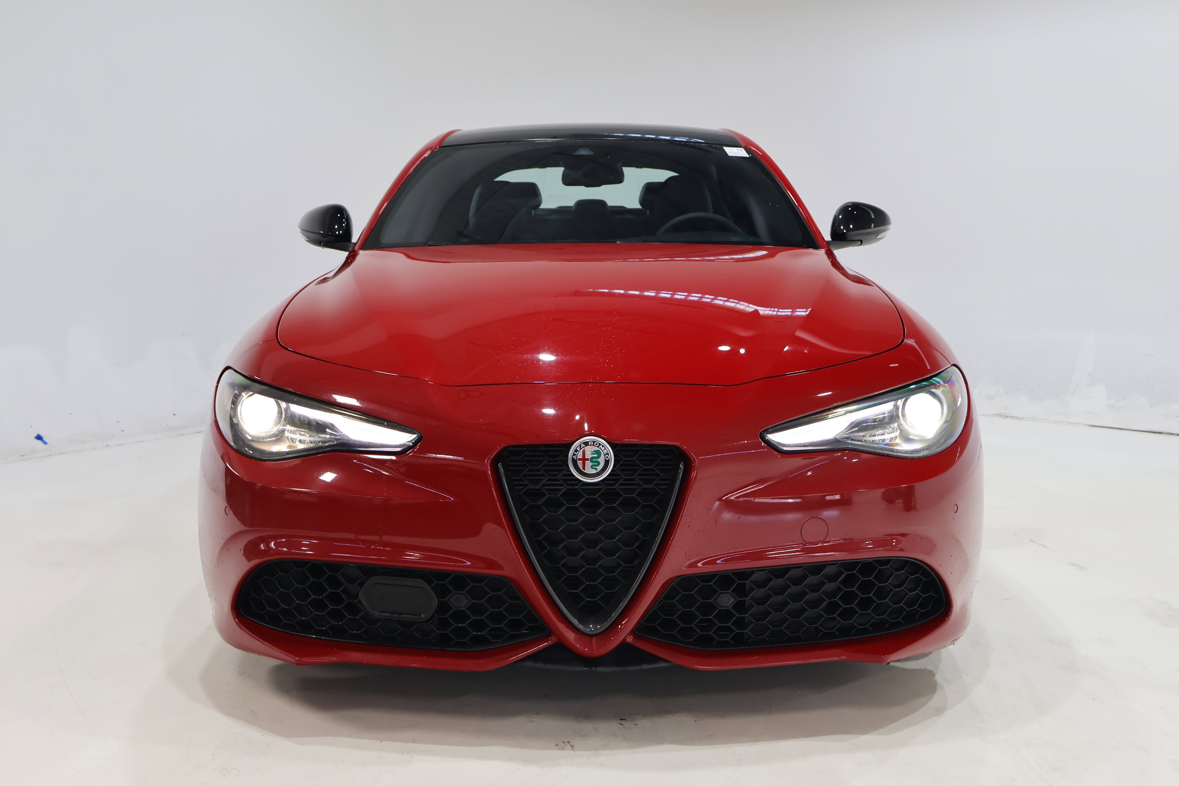 Used 2022 Alfa Romeo Giulia Veloce Sedan