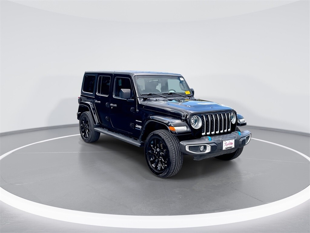 2023 Jeep Wrangler Sahara 4xe photo 2