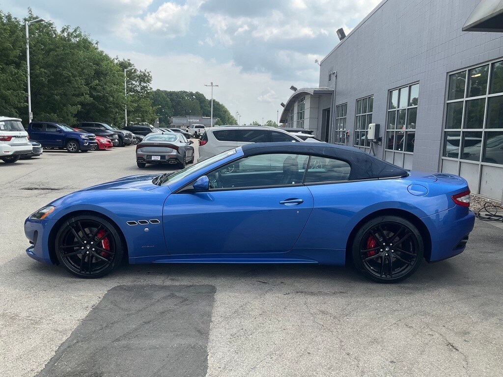 2015 Maserati Granturismo Sport photo 4