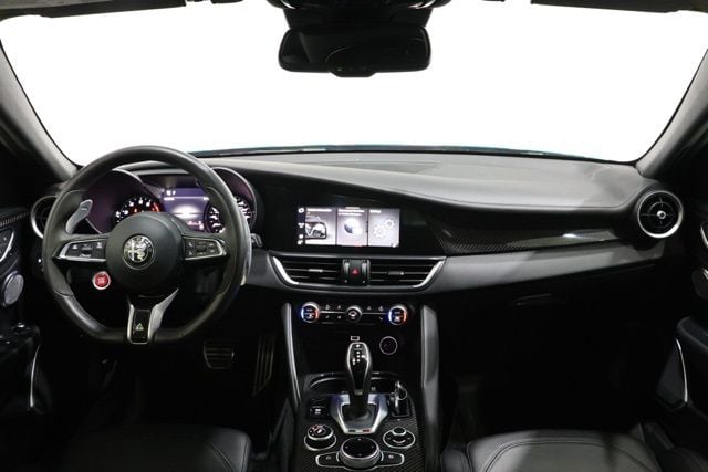 2023 Alfa Romeo Giulia Quadrifoglio - Photo 13