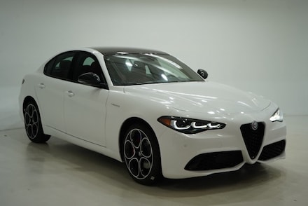2026 Alfa Romeo Giulia Base Sedan