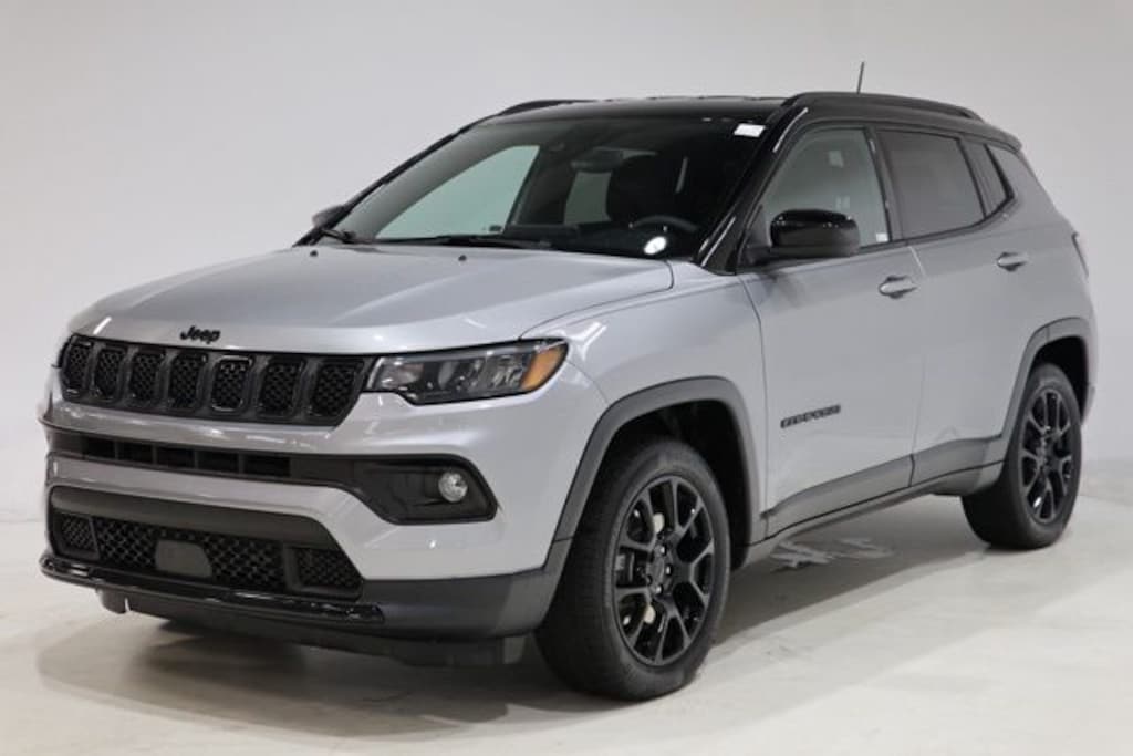 Used 2024 Jeep Compass Latitude SUV