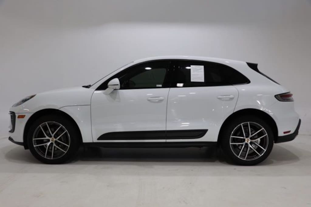 Used 2023 Porsche Macan T SUV
