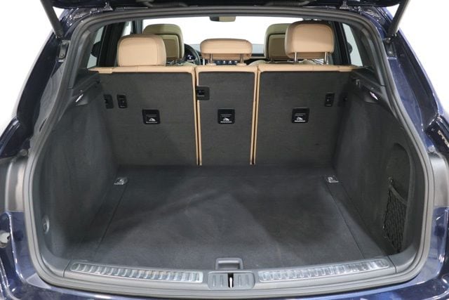 2023 Porsche Macan S - Photo 27
