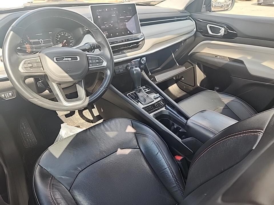 2022 Jeep Compass Limited photo 4