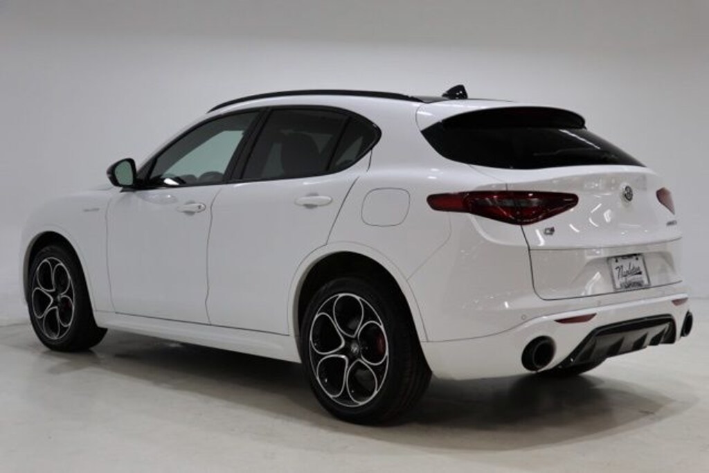 Used 2023 Alfa Romeo Stelvio Veloce SUV