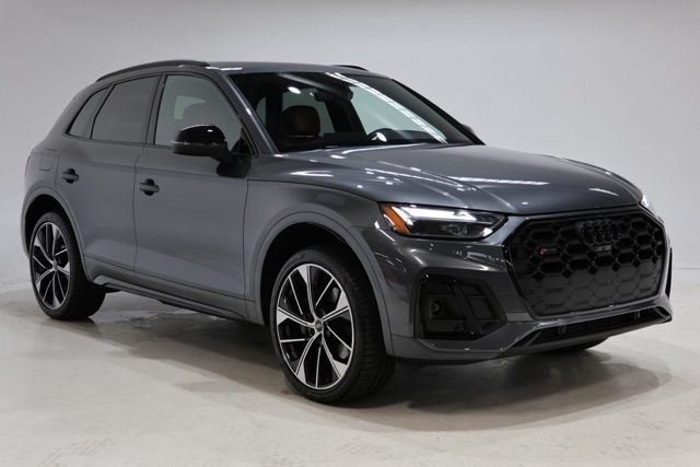 2023 Audi SQ5 Premium Plus's photo