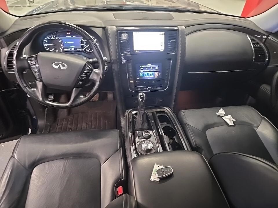 2020 Infiniti QX80 Luxe photo 2